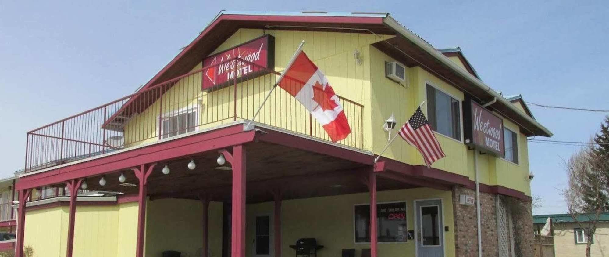 Westwood Motel 100 Mile House Exterior foto